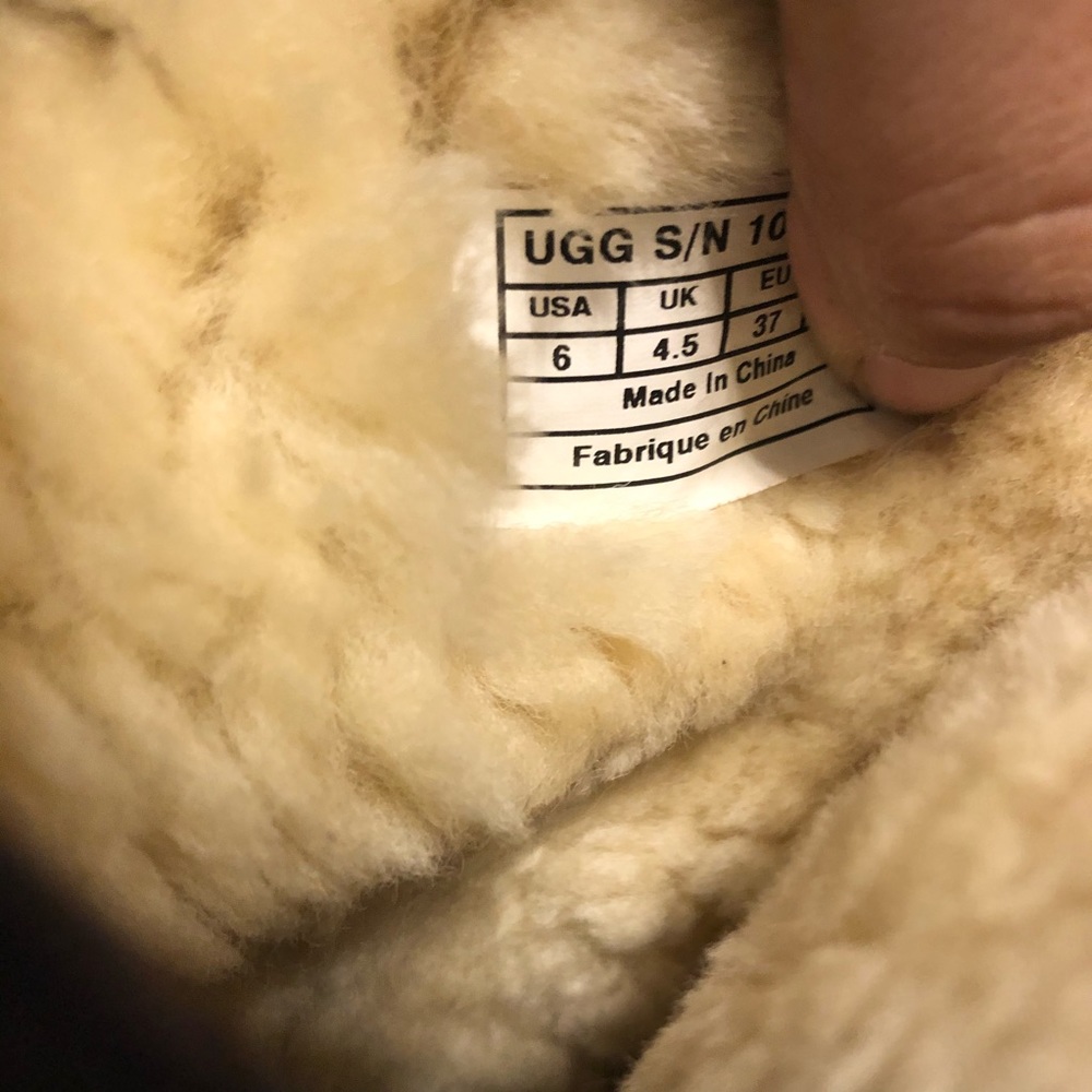 UGG boots - Picture 6 of 6